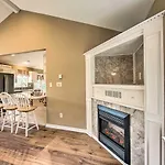 Family-Friendly Coatesville House With Fire Pit