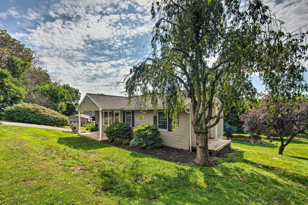 Family-friendly House With Fire Pit *